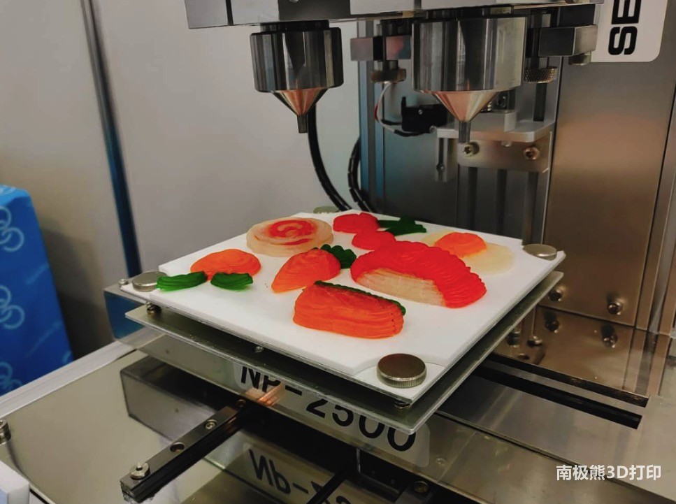 yawaraka 3d展出一款双喷头食品3d打印机,可打印寿司