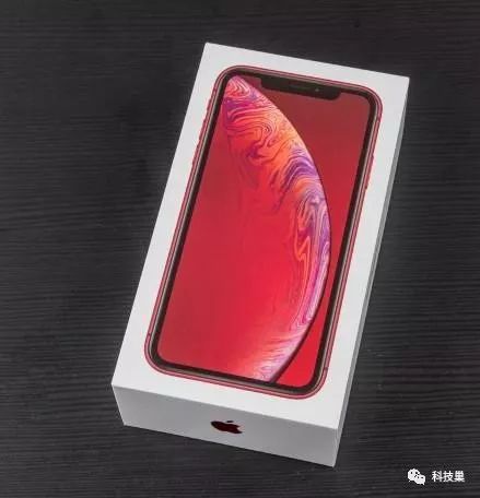 iphonexrred红色版开箱与效能测试它和xsxsmax有什么不同呢
