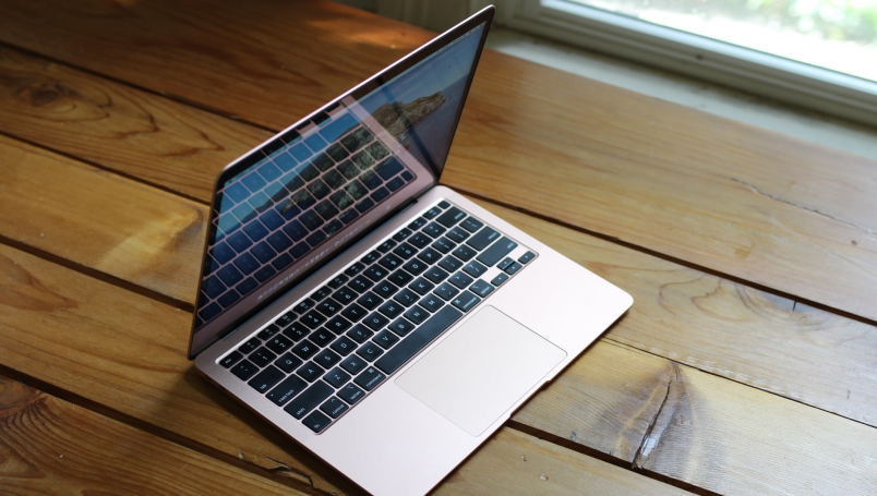 新MacBook确认可运行Win10，但还是别那么快买！