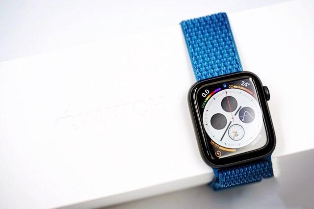苹果Apple Watch series 4手表上手：大表盘、更流畅- OFweek可穿戴设备网